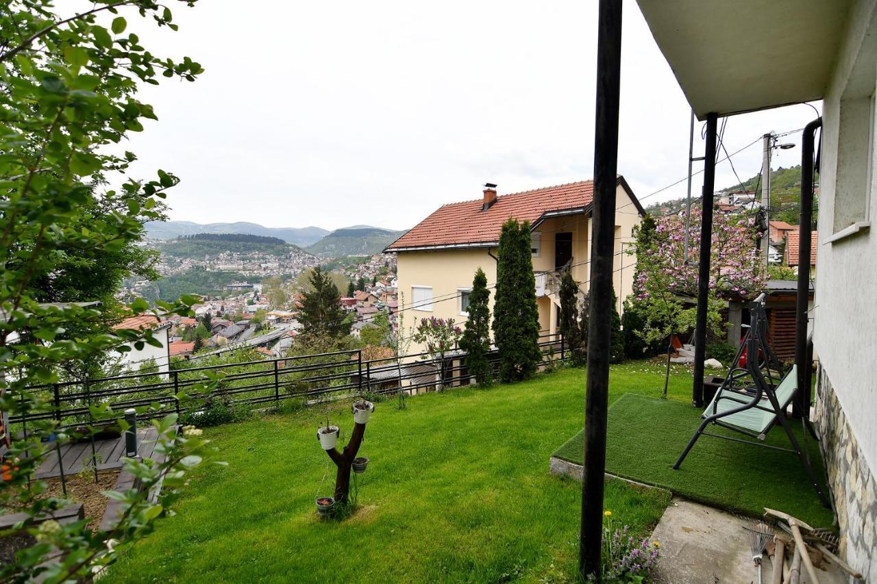 Garden Of Dreams & Free Private Parking Apartment Sarajevo Bagian luar foto